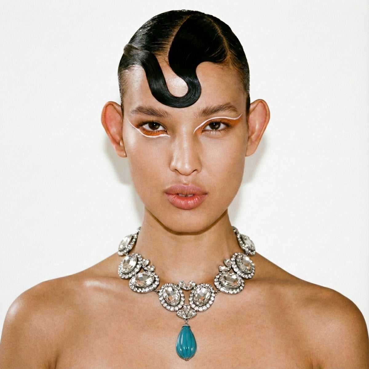 JASMIN NECKLACE