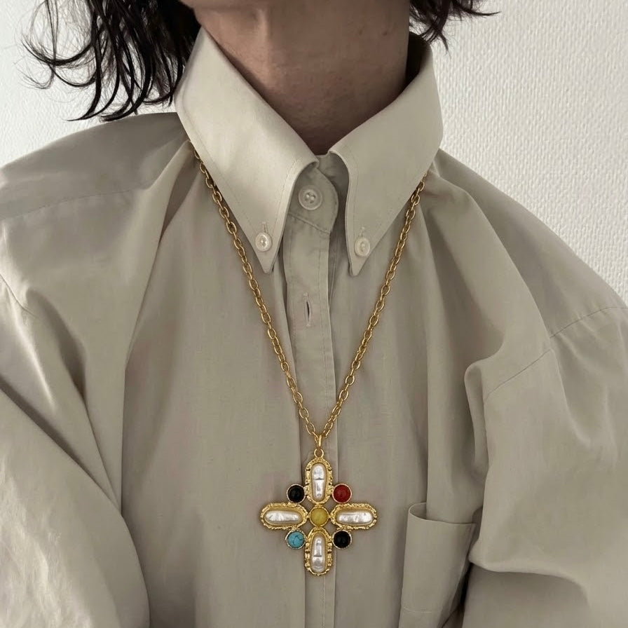 CLOE NECKLACE