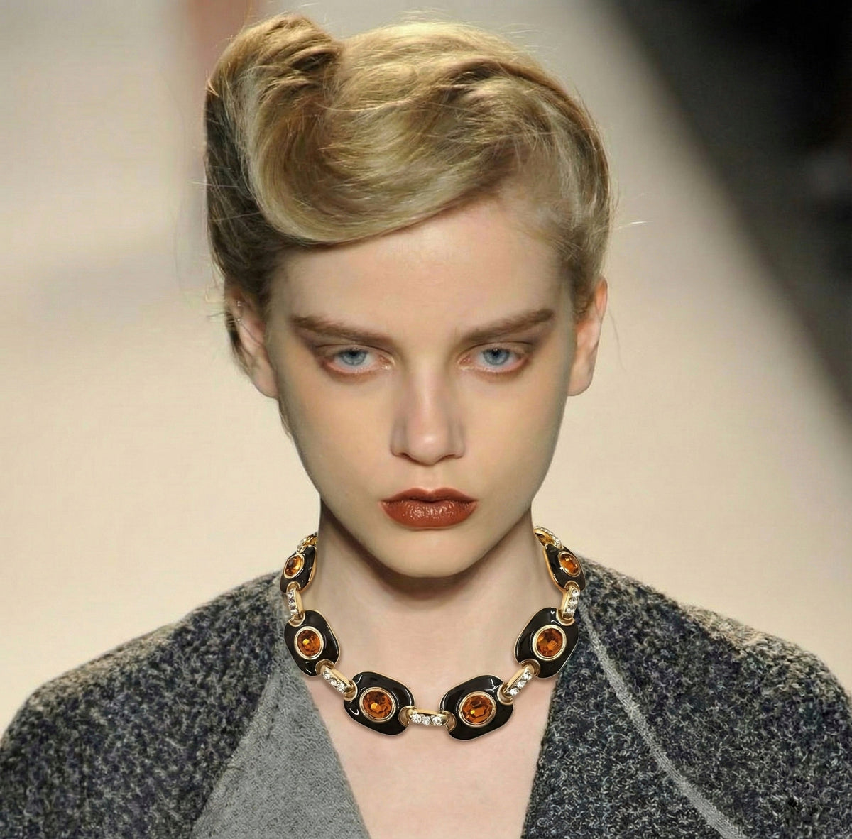 AMBRA NECKLACE