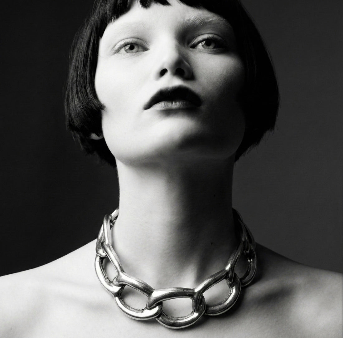 SARA NECKLACE