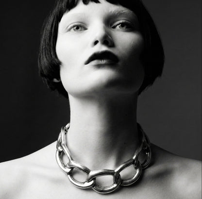 SARA NECKLACE