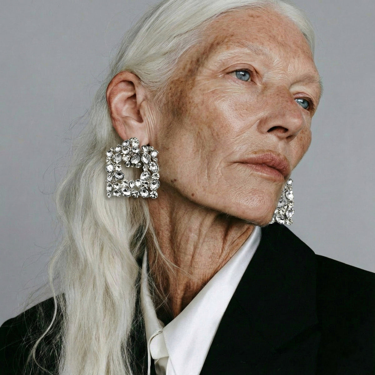 OLGA EARRING
