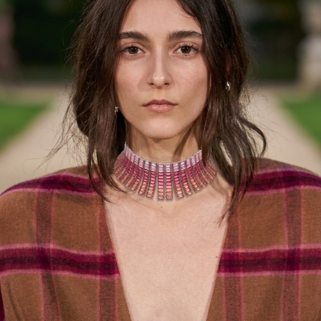 PEGGY NECKLACE