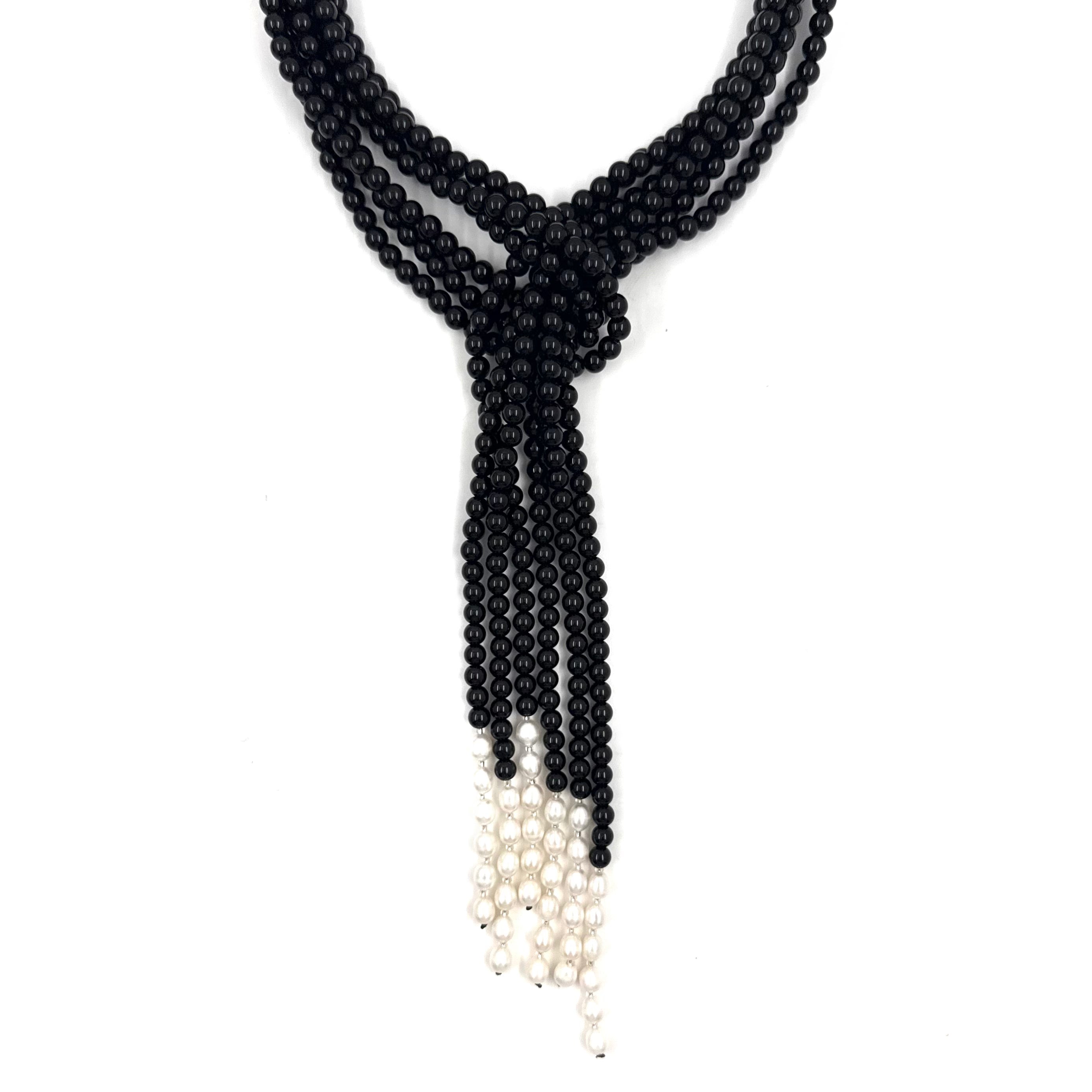 DOROTEA NECKLACE