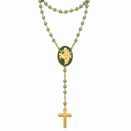 NIVES NECKLACE