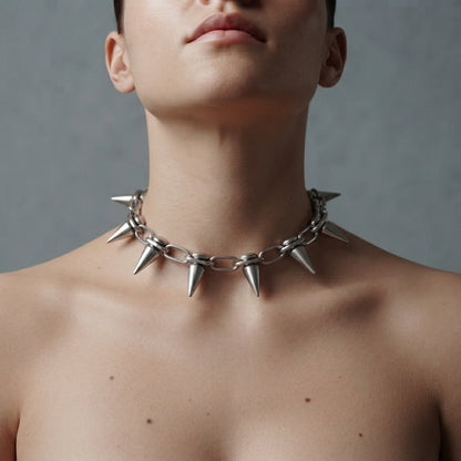 TILDE NECKLACE