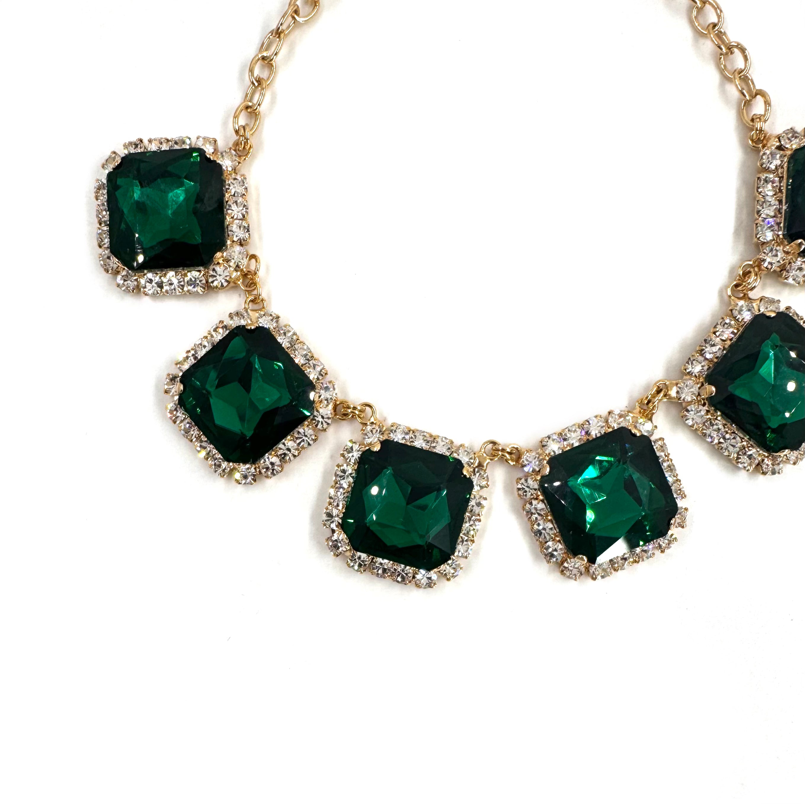 ERMELINDA NECKLACE